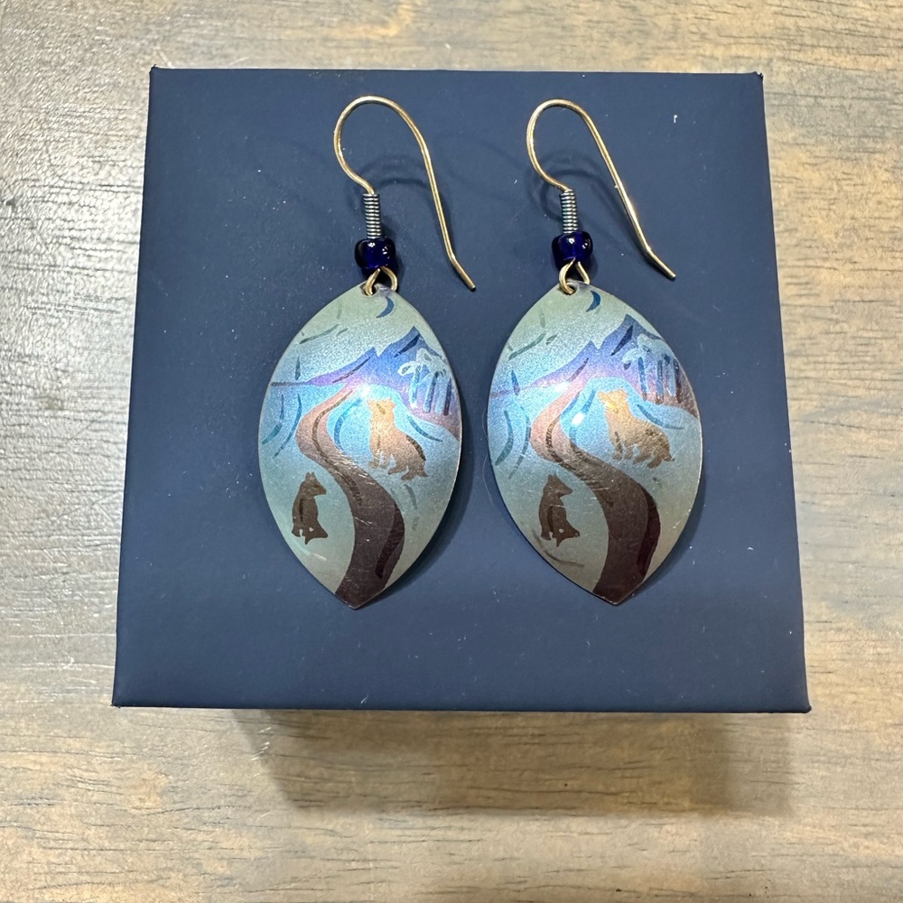 Vintage Holly Yashi Dog/Wolf Niobium Earrings Signed